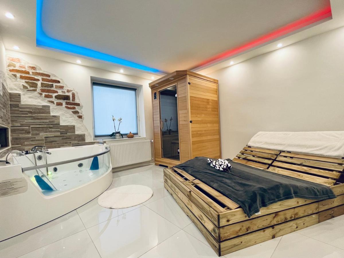 Luxe Apartments Ljutomer ภายนอก รูปภาพ
