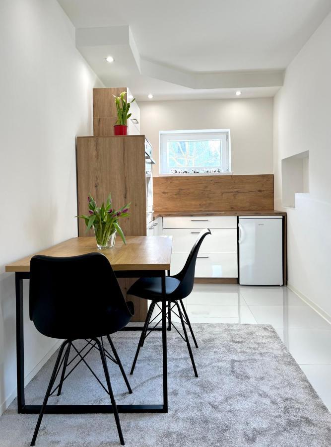 Luxe Apartments Ljutomer ภายนอก รูปภาพ