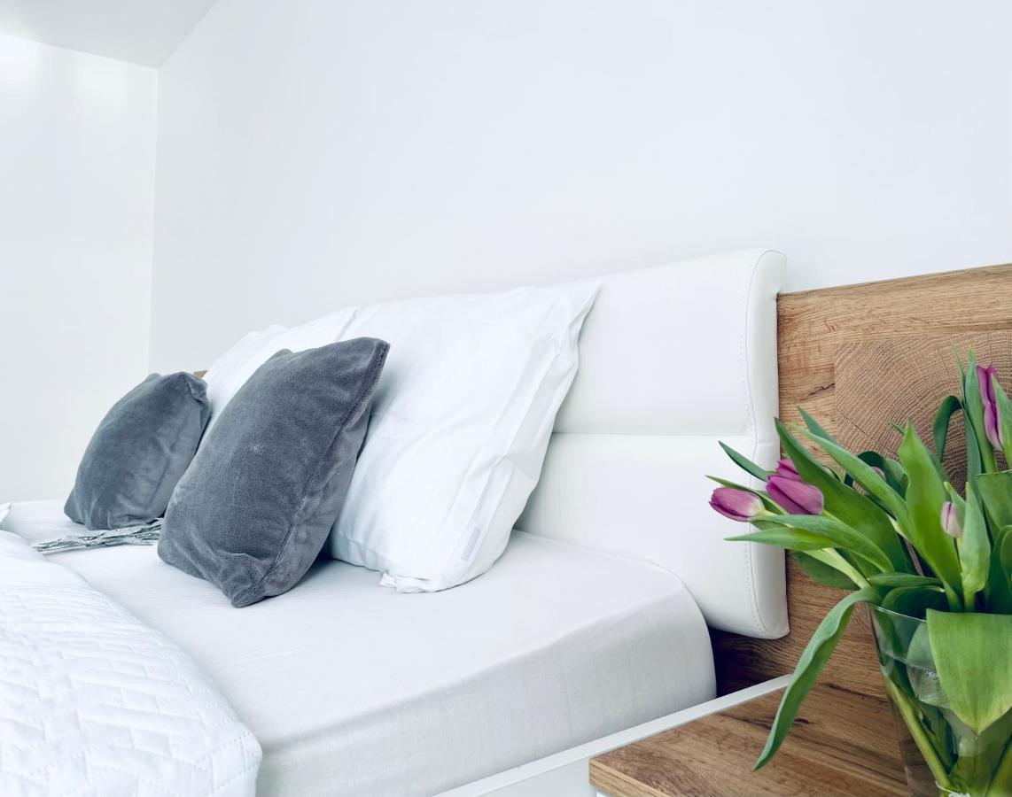 Luxe Apartments Ljutomer ภายนอก รูปภาพ