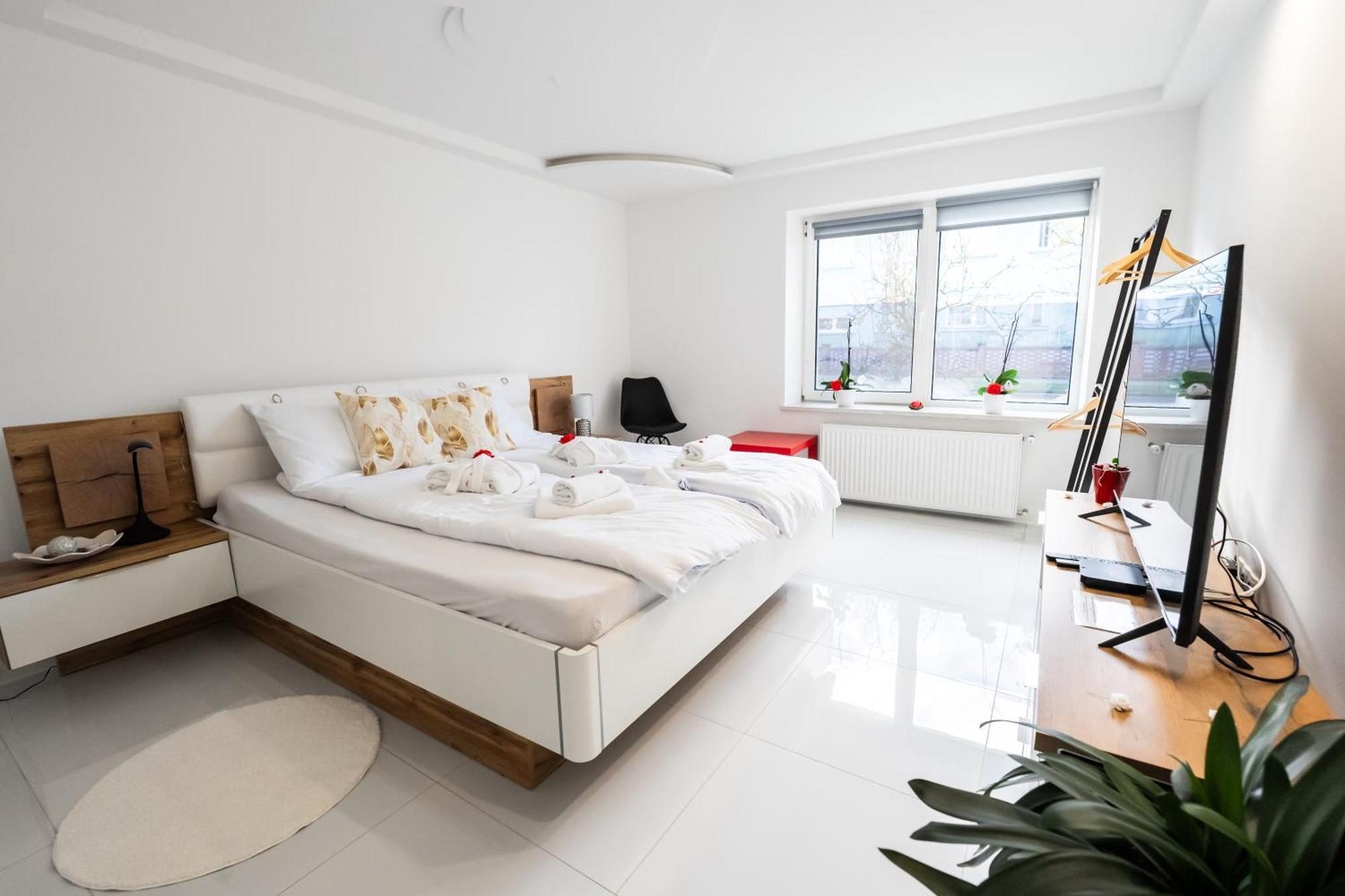 Luxe Apartments Ljutomer ภายนอก รูปภาพ