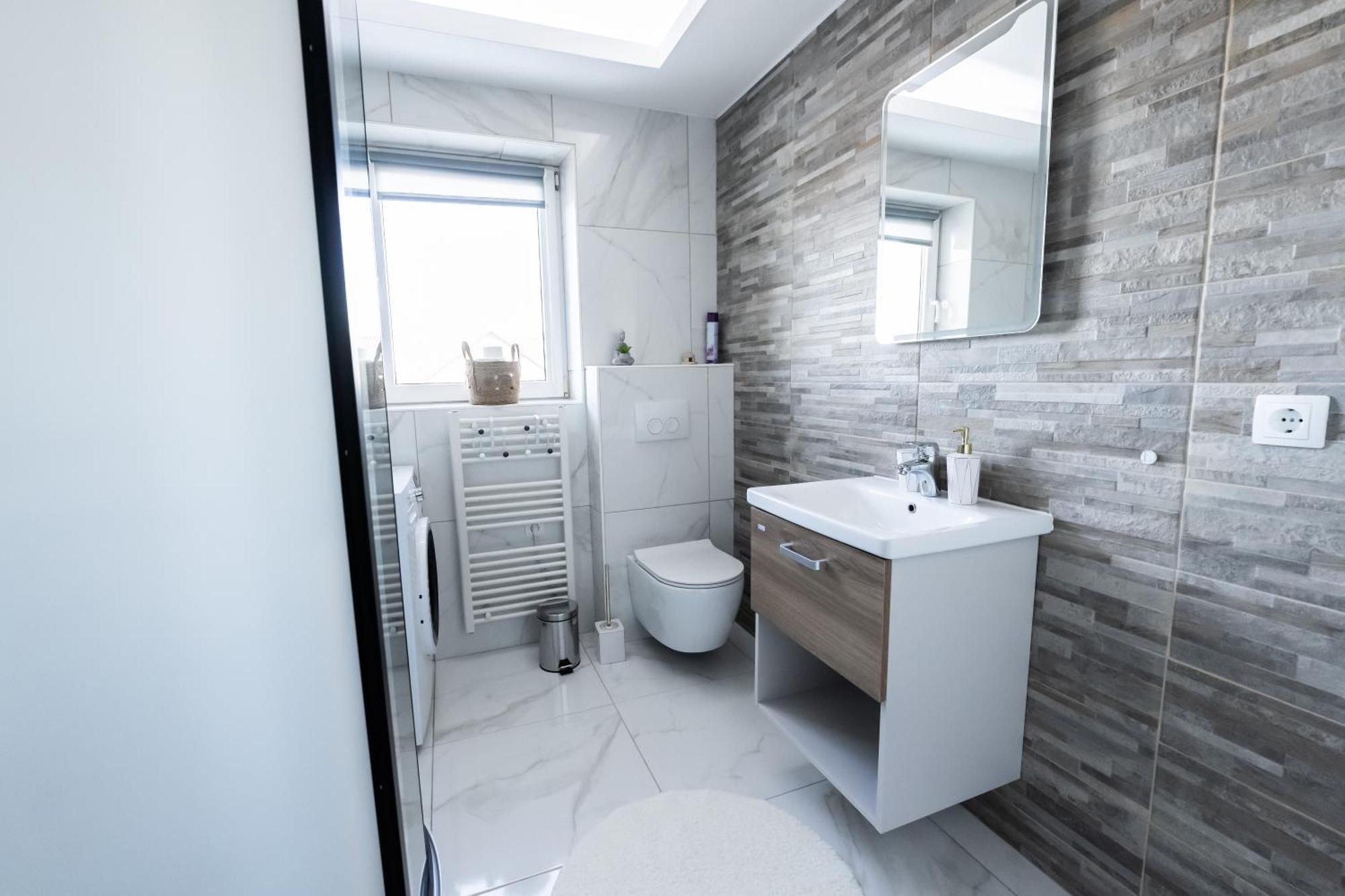 Luxe Apartments Ljutomer ภายนอก รูปภาพ